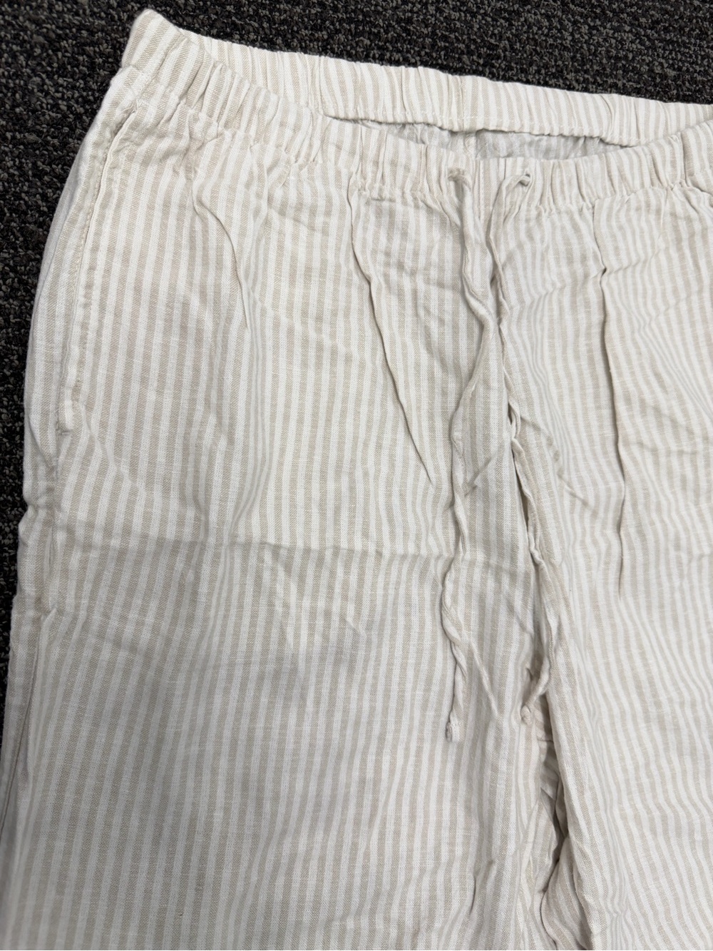 Women's Wide-Leg Drawstring Linen-Blend Pants in Light Gray Stripe - Picture 3 of 5
